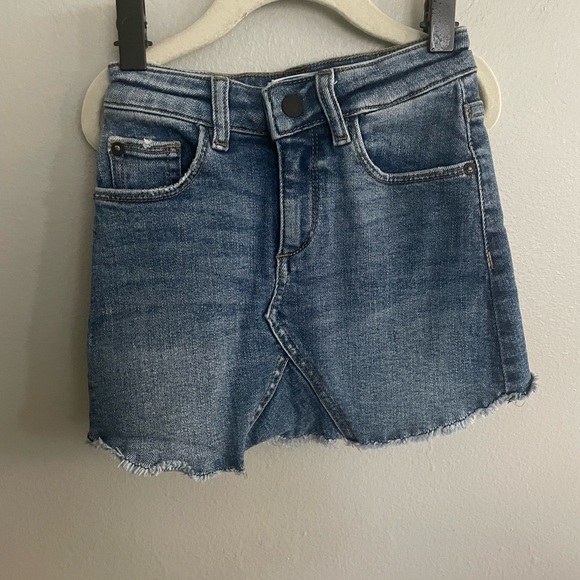 DL1961 Toddler Girls Denim Mini Skirt Size 4 - Picture 3 of 10